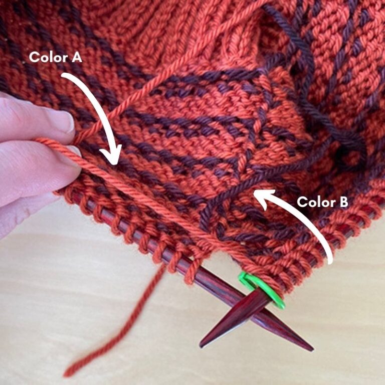 How to carry yarn up Elizabeth Smith Knits