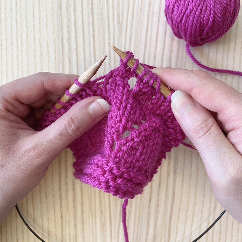 Knitting Eyelets 101 – Elizabeth Smith Knits